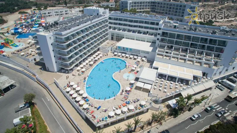 Фото отеля Tofinis 4* Айя Напа Кипр экстерьер и бассейны