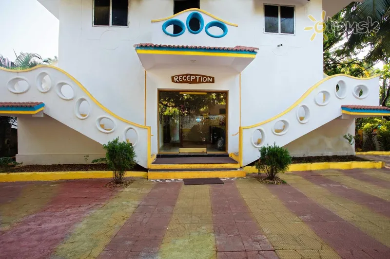 Фото отеля Fantasy Resort 3* Šiaurės Goa Indija išorė ir baseinai