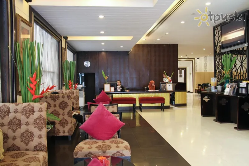 Фото отеля Furamaxclusive Sukhumvit Soi 4* Бангкок Таїланд лобі та інтер'єр