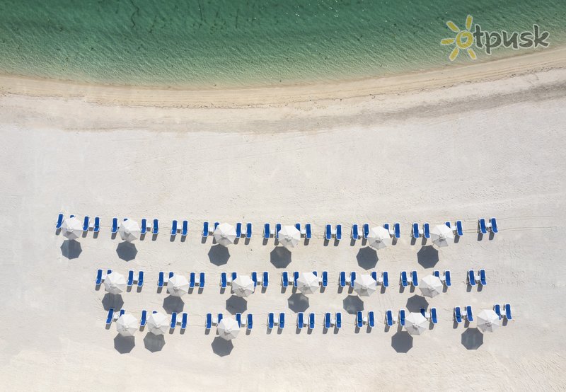 Фото отеля Radisson Resort Ras Al Khaimah Marjan Island 4* Рас Аль-Хайма ОАЭ пляж