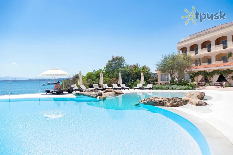Фото отеля Gabbiano Azzurro Hotel & Suites 4* о. Сардиния Италия экстерьер и бассейны