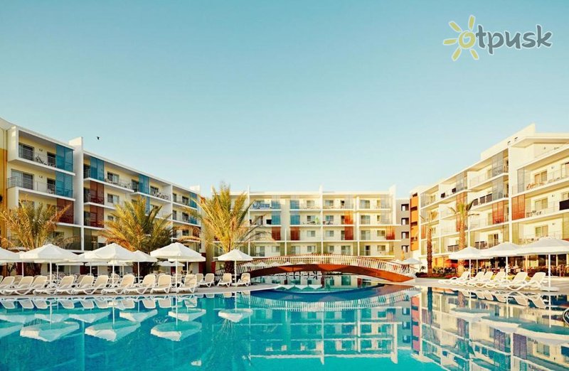 Фото отеля Barut Sunwing Side Beach 4* Сиде Турция экстерьер и бассейны