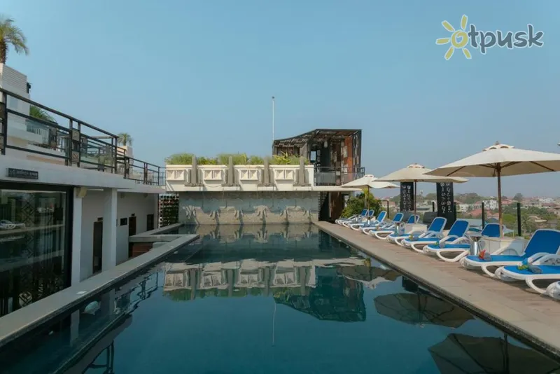 Фото отеля HARI Residence & Spa 4* Сієм Рієп Камбоджа екстер'єр та басейни