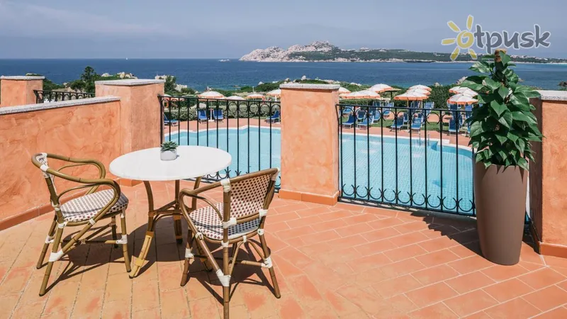 Фото отеля Mangia's Santa Teresa Resort 4* о. Сардиния Италия экстерьер и бассейны