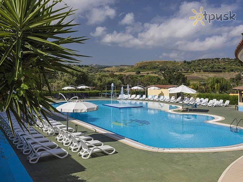 Фото отеля Green Garden Club 3* Калабрія Італія екстер'єр та басейни