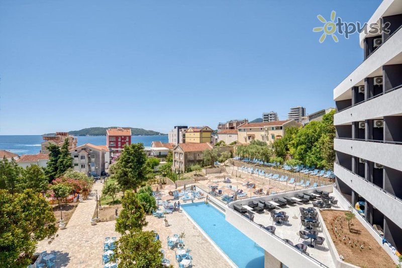 Фото отеля Montenegrina Hotel & SPA 4* Рафаиловичи Черногория экстерьер и бассейны