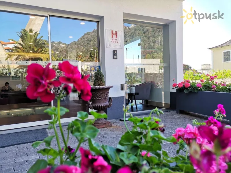 Фото отеля Santa Cruz Village 4* par. Madeira Portugāle ārpuse un baseini
