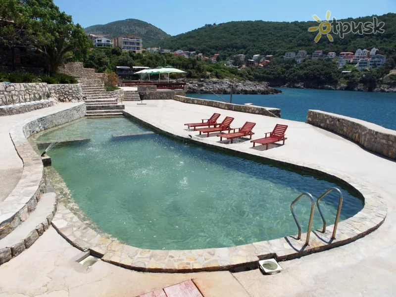 Фото отеля R Hotel 3* Бар Чорногорія екстер'єр та басейни