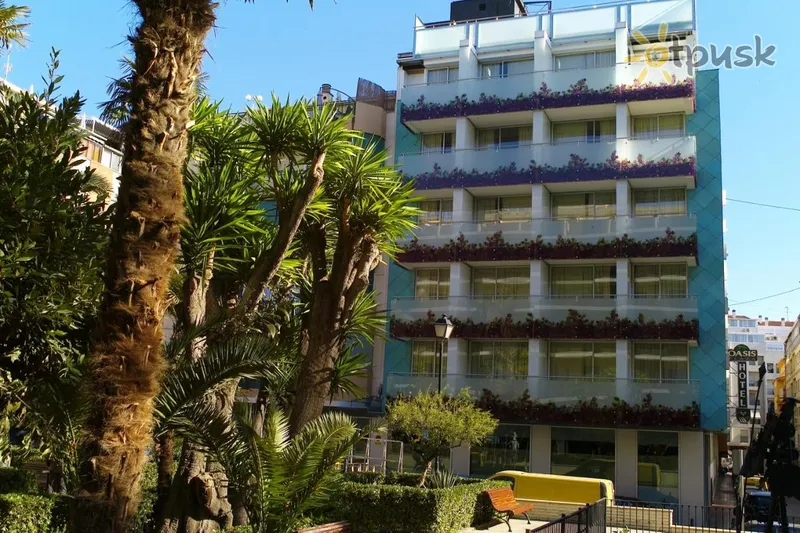 Фото отеля Oasis Plaza Hotel 3* Kosta Blanka Ispanija išorė ir baseinai