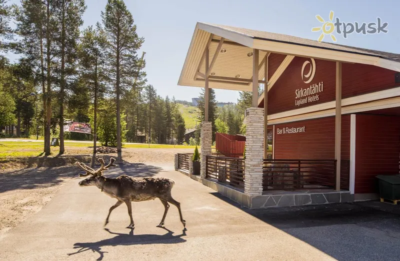 Фото отеля Lapland Hotels Sirkantahti 3* Levijs Somija ārpuse un baseini