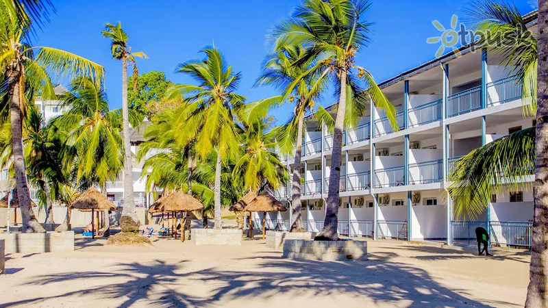 Фото отеля Orangea Beach Resort 4* Būk nuoširdus Madagaskaras išorė ir baseinai