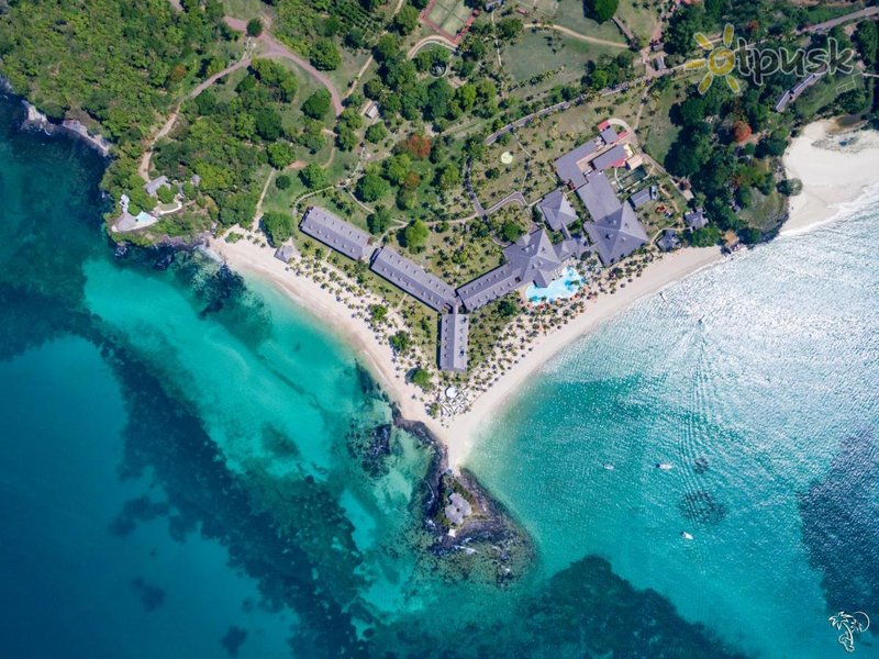 Фото отеля Andilana Beach Resort 4* Нуси-Бе Мадагаскар экстерьер и бассейны