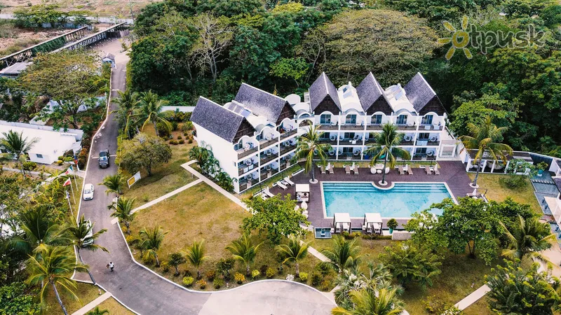 Фото отеля Royal Beach Hotel 4* Нусі-Бе Мадагаскар екстер'єр та басейни