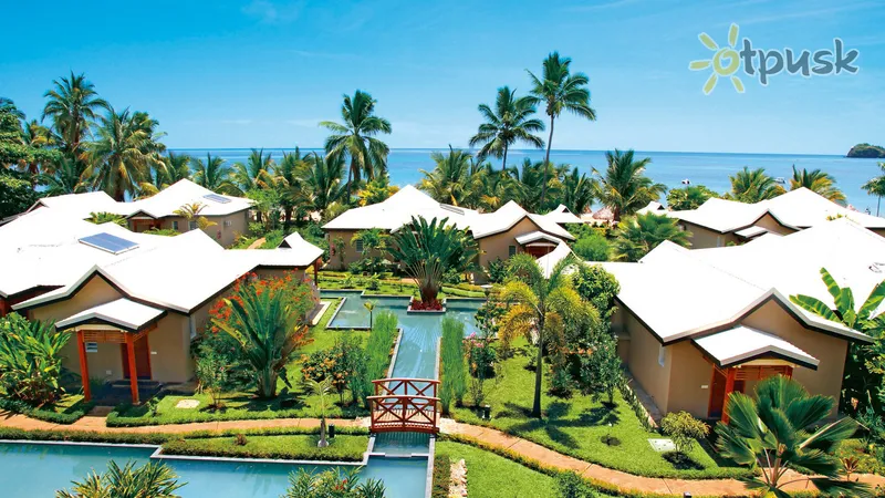 Фото отеля Palm Beach Resort & Spa 4* Нусі-Бе Мадагаскар екстер'єр та басейни