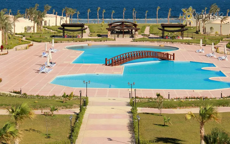 Фото отеля Amarina Queen Resort Marsa Alam 4* Marsa Alamas Egiptas išorė ir baseinai