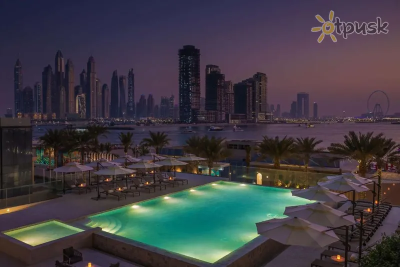 Фото отеля Radisson Beach Resort Palm Jumeirah 4* Dubajus JAE išorė ir baseinai
