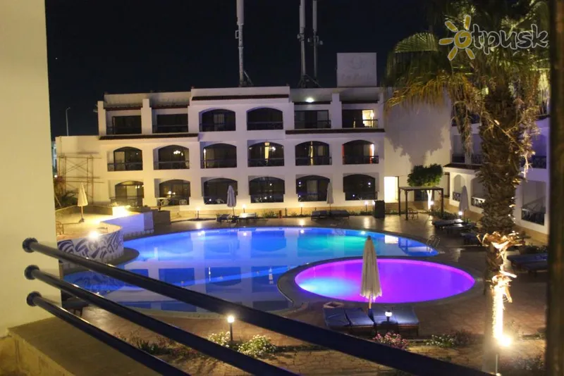 Фото отеля El Khan Sharm Hotel 3* Šarm eš Šeiha Ēģipte ārpuse un baseini