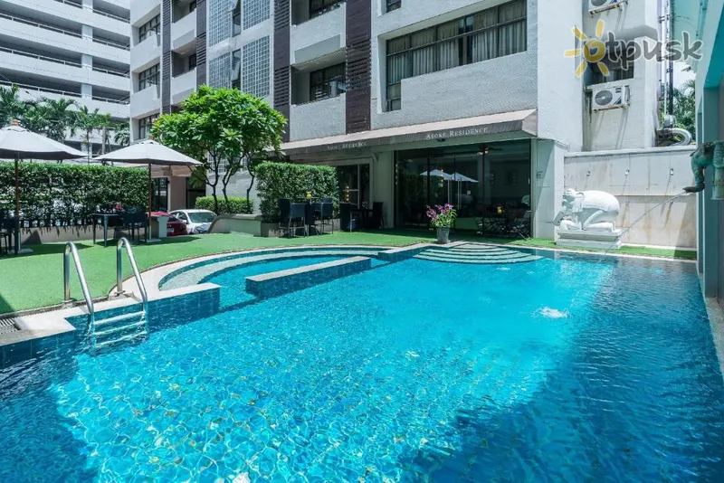 Фото отеля Asoke Residence Sukhumvit by UHG 4* Бангкок Таїланд екстер'єр та басейни