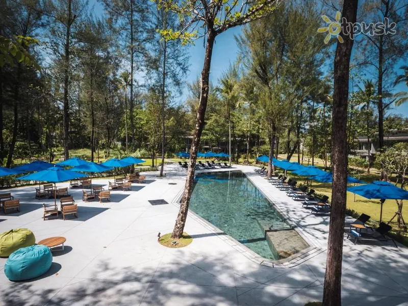 Фото отеля Avani Plus Khao Lak Resort 5* Као Лак Таїланд екстер'єр та басейни