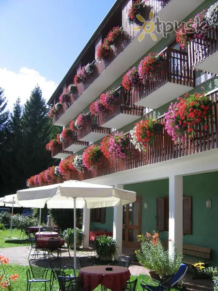 Фото отеля Albergo Monteverde 3* Валь Гардена Італія екстер'єр та басейни