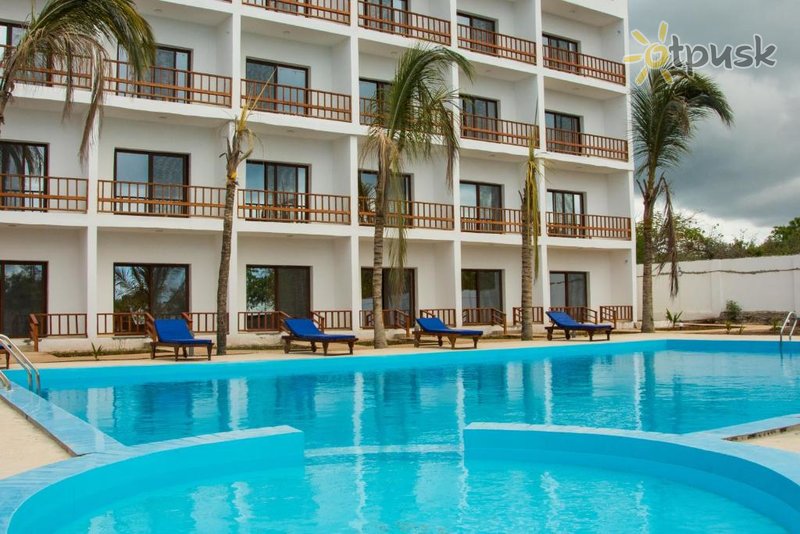 Фото отеля Malika Hotel Nungwi 4* Нунгви Танзания экстерьер и бассейны