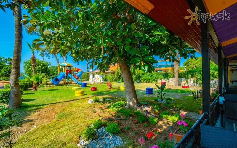 Фото отеля Clover Magic Garden Beach Hotel 4* Аланія Туреччина екстер'єр та басейни