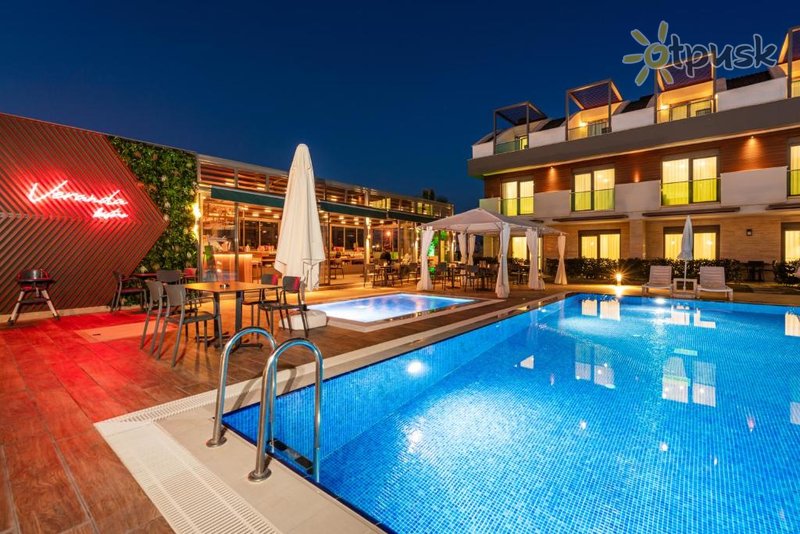 Фото отеля Veranda Beach Suites Boutique 3* Анталия Турция экстерьер и бассейны