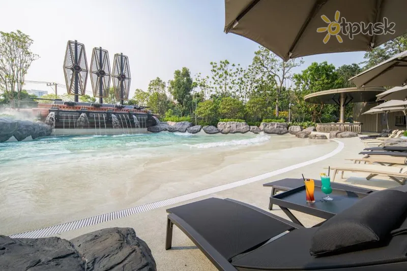 Фото отеля Grande Centre Point Space Pattaya 5* Паттайя Таїланд екстер'єр та басейни