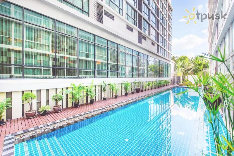 Фото отеля Mida Hotel Ngamwongwan 4* Бангкок Таиланд экстерьер и бассейны