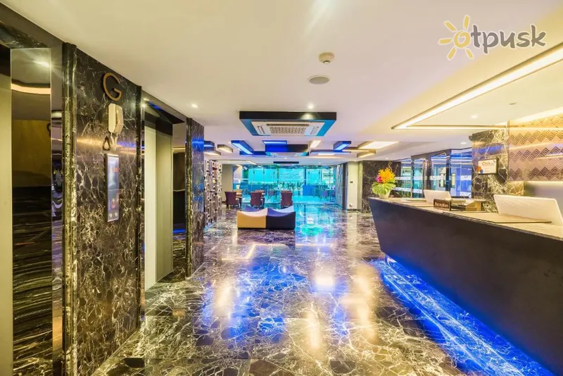 Фото отеля Citrus Suites Sukhumvit 6 by Compass Hospitality 4* Бангкок Таиланд лобби и интерьер