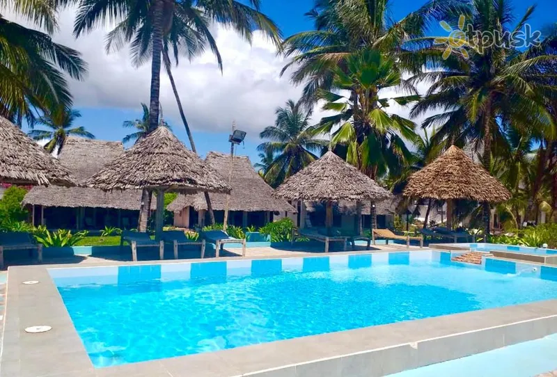 Фото отеля Mambo Beach Villas 4* Матемві Танзанія екстер'єр та басейни