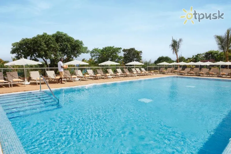 Фото отеля Riu Jambo 4* Нунгві Танзанія екстер'єр та басейни