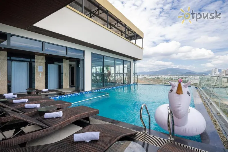 Фото отеля Miracle Luxury Hotel 4* Nha Trang Vjetnama ārpuse un baseini