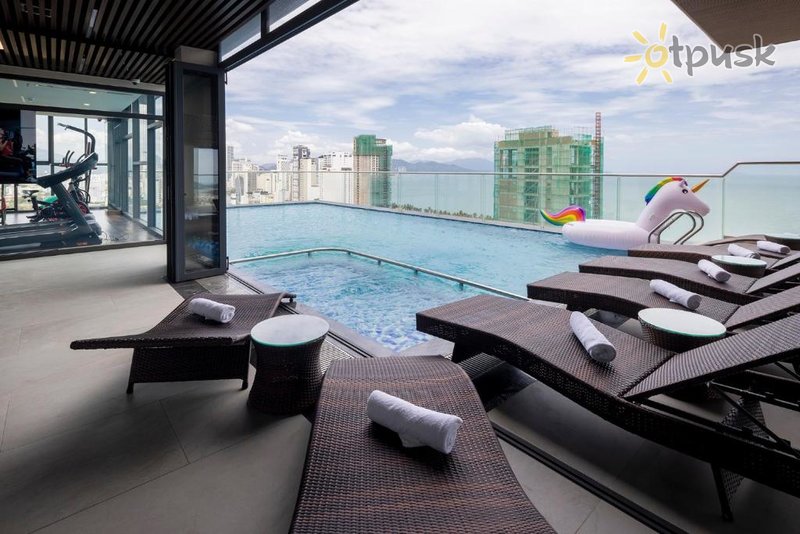 Фото отеля Miracle Luxury Hotel 4* Нячанг Вьетнам экстерьер и бассейны