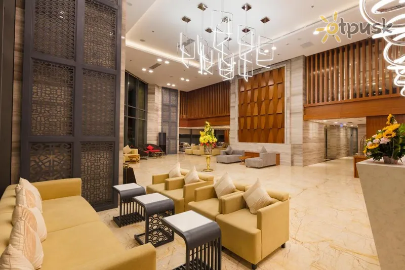 Фото отеля Asteria Comodo Nha Trang Hotel 5* Нячанг Вьетнам лобби и интерьер