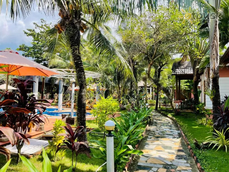 Фото отеля Orange Resort 3* о. Фукуок В'єтнам екстер'єр та басейни
