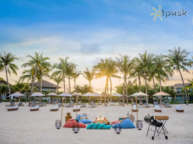 Фото отеля New World Phu Quoc Resort 5* о. Фукуок В'єтнам екстер'єр та басейни
