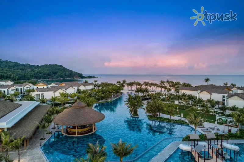 Фото отеля New World Phu Quoc Resort 5* apie. Phu Quoc Vietnamas išorė ir baseinai