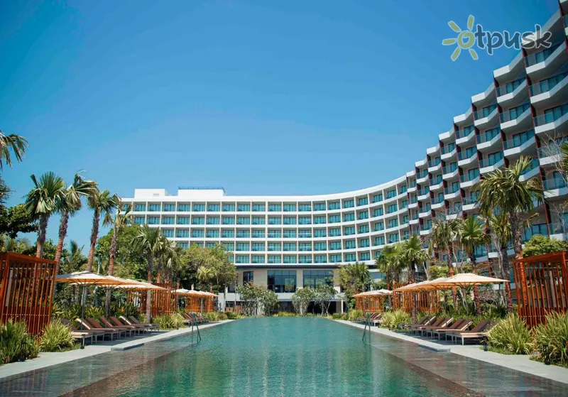 Фото отеля Crowne Plaza Phu Quoc Starbay 5* о. Фукуок Вьетнам экстерьер и бассейны