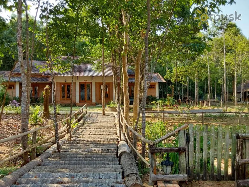 Фото отеля The Garden House Phu Quoc Resort 3* о. Фукуок Вьетнам экстерьер и бассейны
