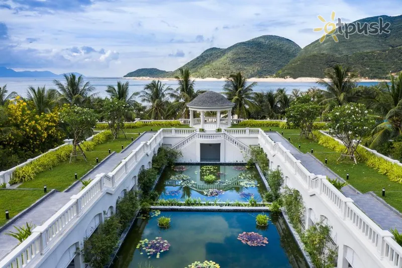 Фото отеля Vinpearl Discovery Golflink Nha Trang 5* Нячанг В'єтнам екстер'єр та басейни
