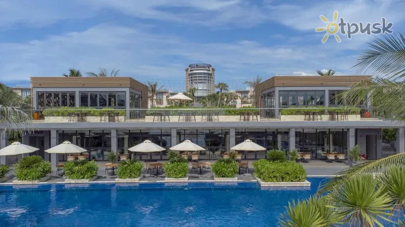 Фото отеля Wyndham Garden Cam Ranh Resort 5* Нячанг Вьетнам экстерьер и бассейны