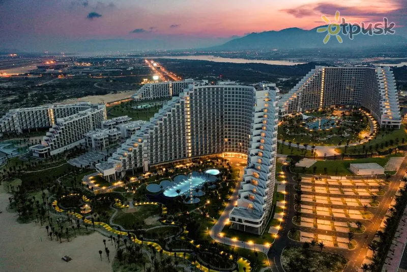 Фото отеля The Arena Cam Ranh Resort 5* Нячанг В'єтнам екстер'єр та басейни