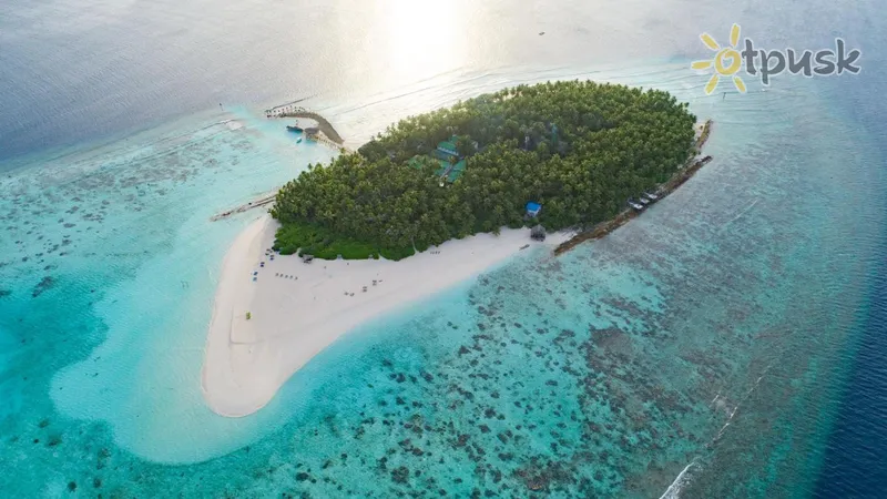 Фото отеля Yash Nature Resort 4* Dhaalu atols Maldīvija ārpuse un baseini
