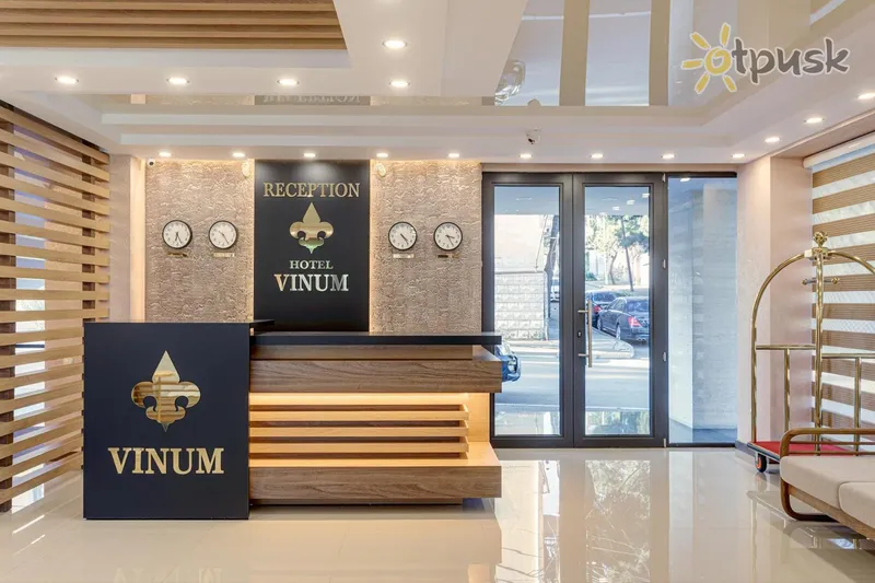 Фото отеля Vinum Hotel 4* Тбилиси Грузия лобби и интерьер