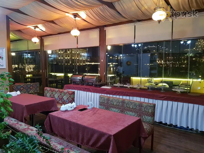 Фото отеля Premier Old Gates Hotel 4* Baku Azerbaidžāna bāri un restorāni