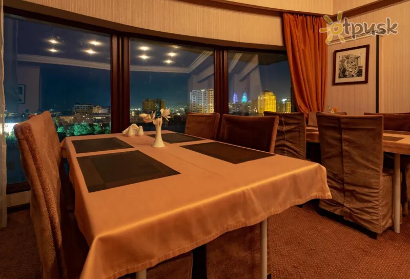 Фото отеля Diplomat Hotel 3* Баку Азербайджан бары и рестораны