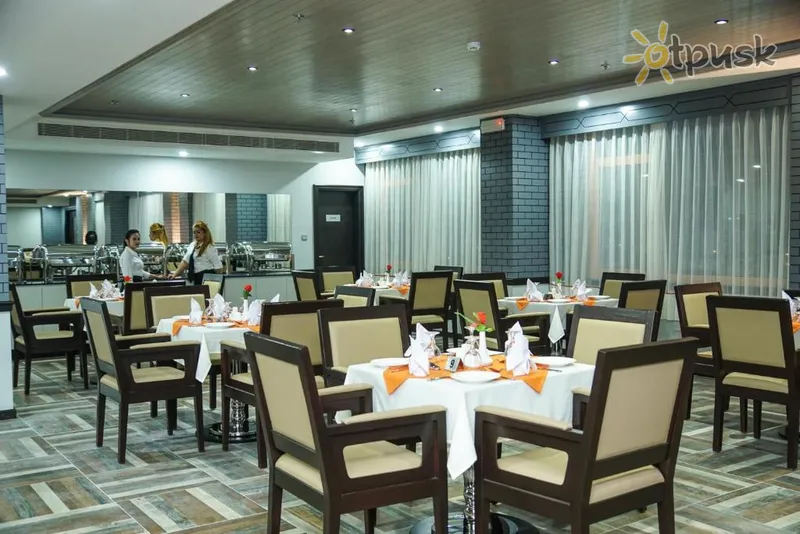 Фото отеля Arman Hotel 4* Манама Бахрейн бари та ресторани