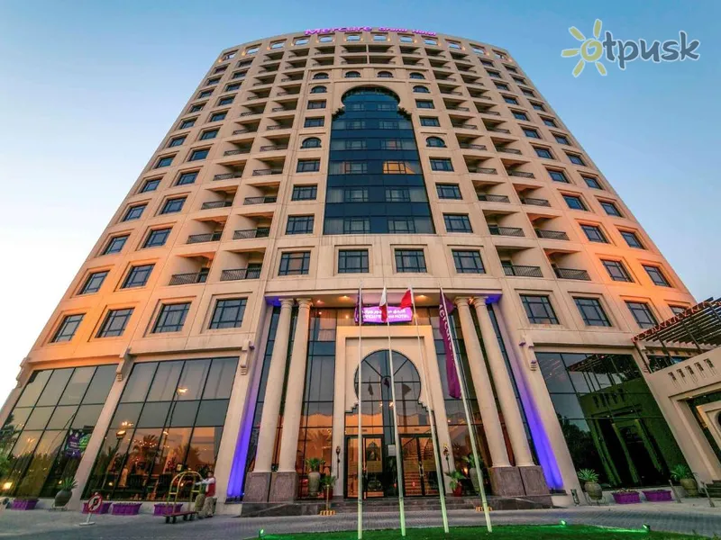 Фото отеля Mercure Grand Hotel Seef 4* Манама Бахрейн экстерьер и бассейны