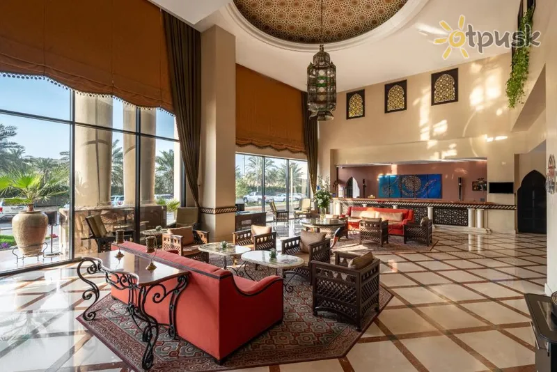 Фото отеля Mercure Grand Hotel Seef 4* Manama Bahreinas fojė ir interjeras